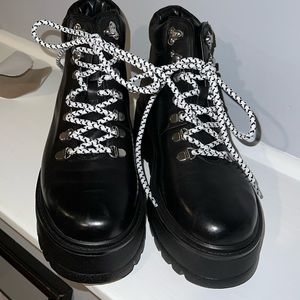 Steve Madden size 11 boot, never worn